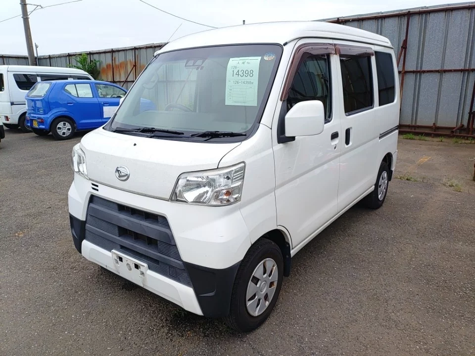 Daihatsu Hijet Cargo S321V 2018